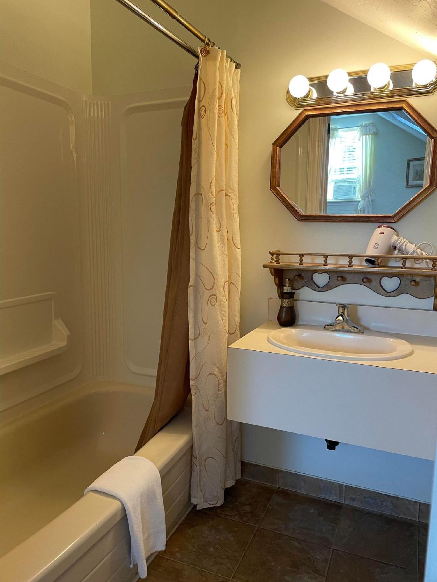 Marshlands Inn Sackville Kamer foto